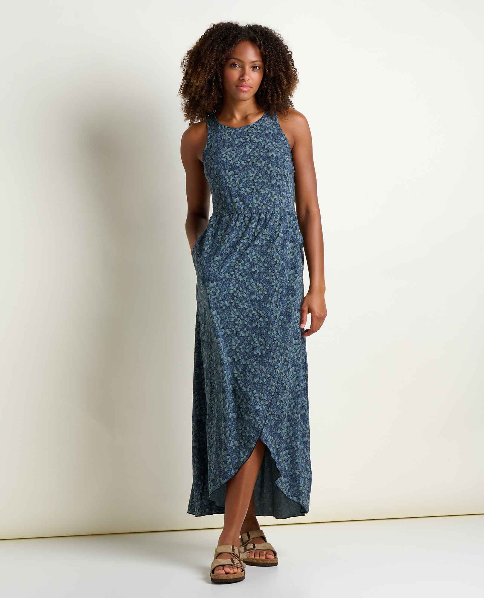 upf maxi dress Toad & Co Women's Sunkissed Dress, Ink Print, XL Blue Plus Size Maxi chest of drawers in living room featuring advanced UPF 50+ Color:Black as pic