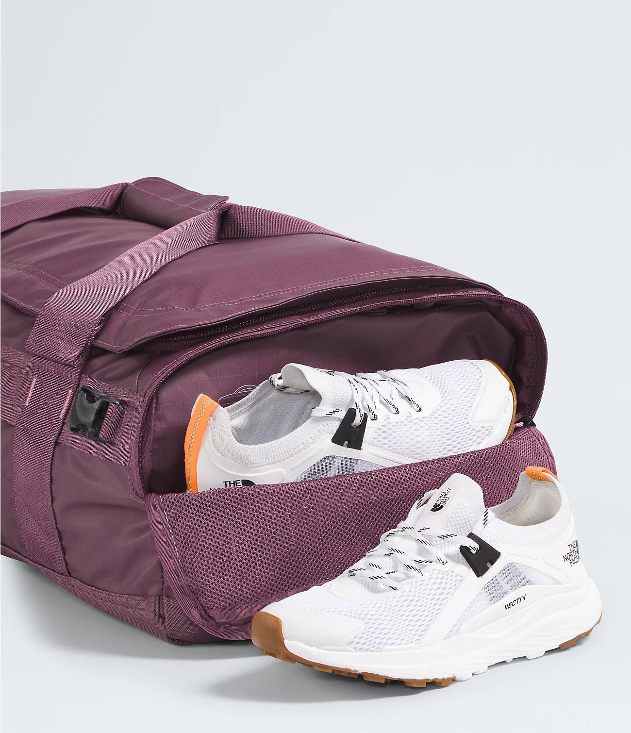 ゆうMAJOR Base Camp™ Voyager Duffel—42L | The North Face