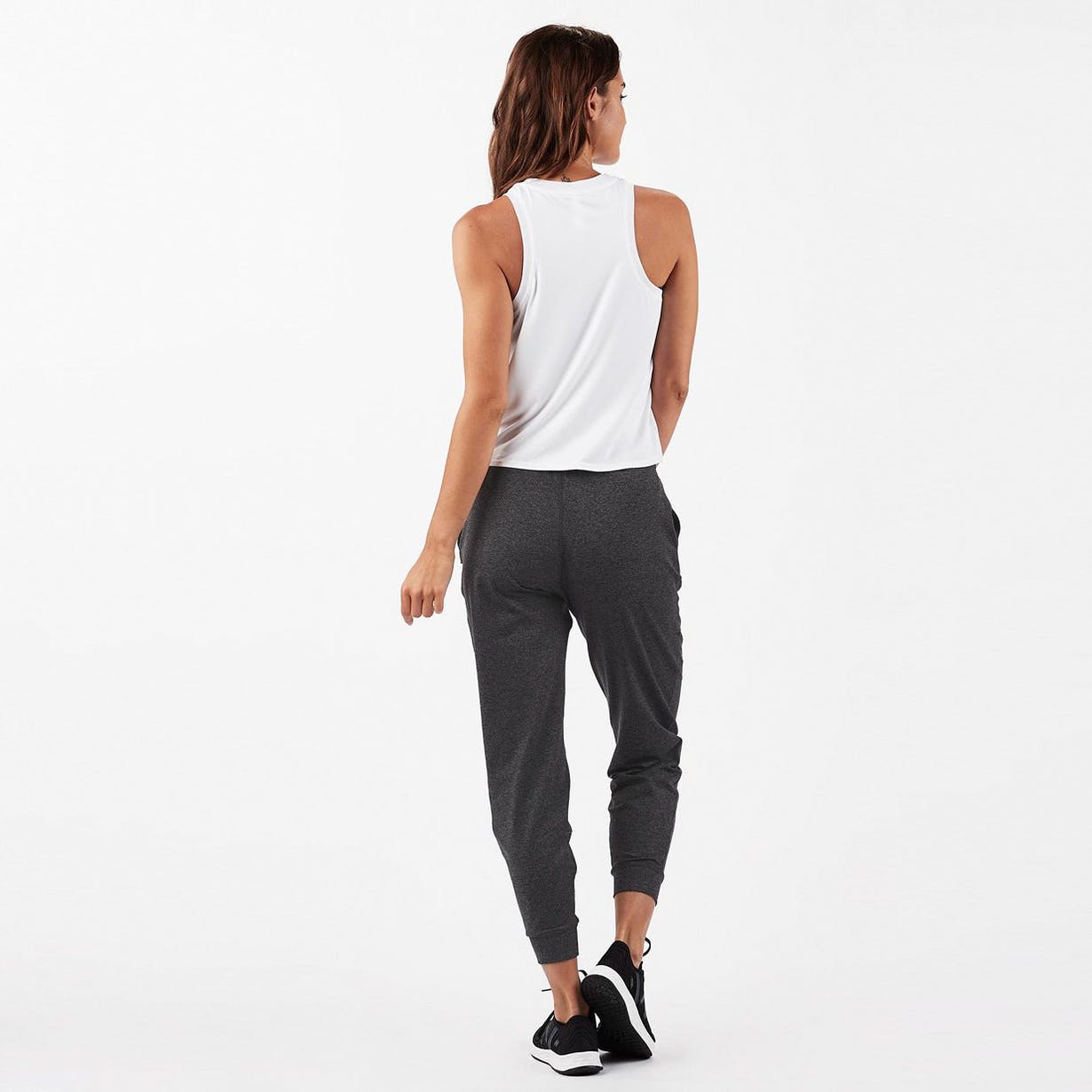 Vuori Women Performance retailer Joggers Size M in Charcoal Heather